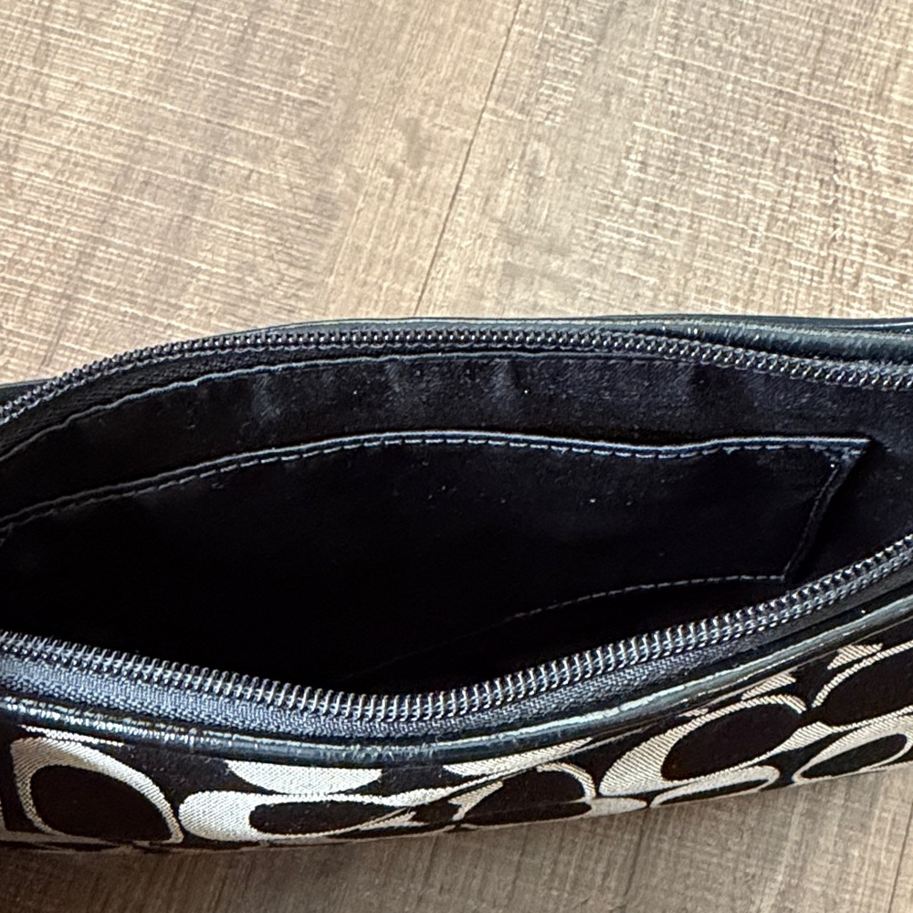 Coach Black and Cream Wristlet - Picture 5 of 6
